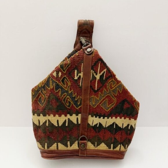 Yun Art Vintage Kilim Wool Carpet Sling Backpack Leather Trim Tribal Boho - Picture 1 of 11